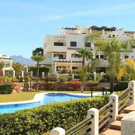 Modern 3 Bed With Sea Views Pool Estepona