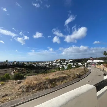 Modern 3 Bed With Sea Views Pool