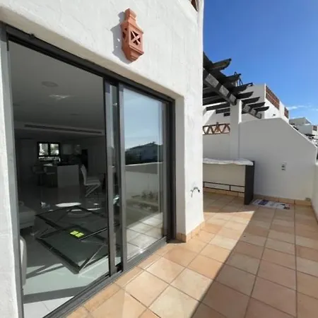 Modern 3 Bed With Sea Views Pool Estepona