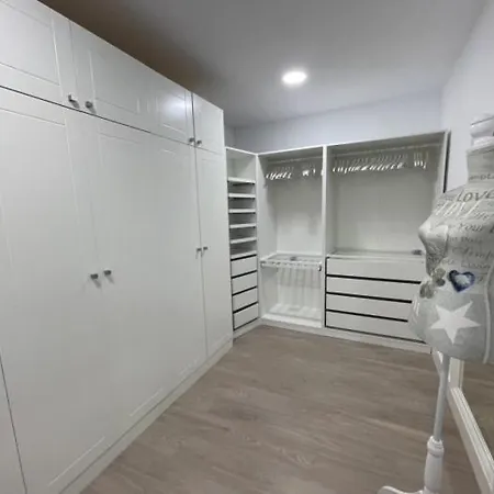 Apartment Modern 3 Bed With Sea Views Pool